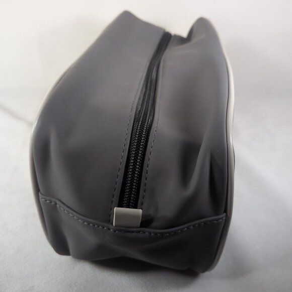 Burberry Cosmetics Bag Gray Logo Makeup Toiletry Travel Pack Perfume Fragrances - Picture 6 of 14